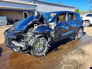 PORSCHE CAYENNE SE HYBRID PLATINUM