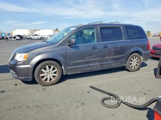 CHRYSLER TOWN & COUNTRY TOURING