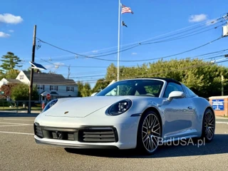 PORSCHE 911 TARGA 4S