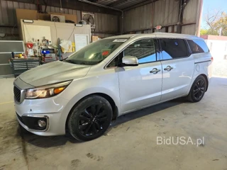KIA SEDONA SXL