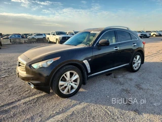 INFINITI QX70 BASE