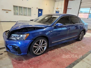 VOLKSWAGEN PASSAT R-LINE