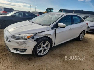 FORD FOCUS TITANIUM