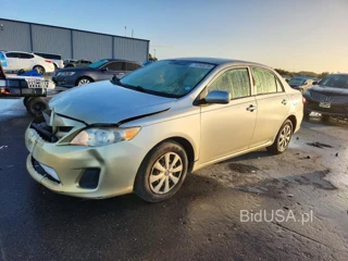 TOYOTA COROLLA BASE