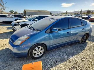 TOYOTA PRIUS BASE