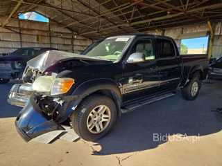 TOYOTA TUNDRA DOUBLE CAB SR5