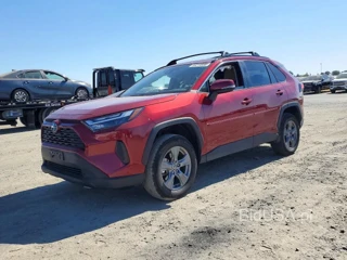TOYOTA RAV4 LE