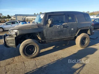 TOYOTA FJ CRUISER BASE