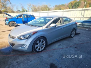 HYUNDAI ELANTRA LIMITED