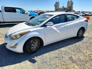 HYUNDAI ELANTRA SE