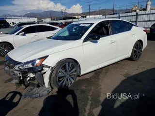 NISSAN ALTIMA SR