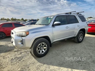 TOYOTA 4RUNNER TRD OFF-ROAD