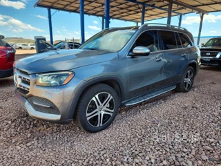 MERCEDES-BENZ GLS 450 4MATIC