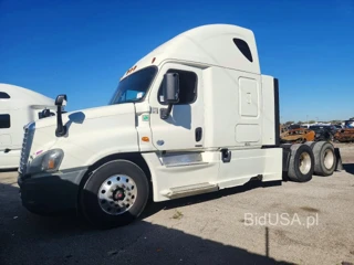 FREIGHTLINER CASCADIA 125