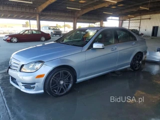 MERCEDES-BENZ C 250