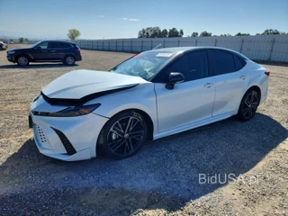 TOYOTA CAMRY XSE