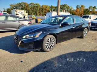 NISSAN ALTIMA SV
