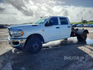 RAM 3500 TRADESMAN