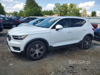 VOLVO XC40 T5 INSCRIPTION