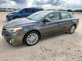 TOYOTA AVALON HYBRID XLE TOURING