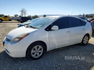TOYOTA PRIUS BASE