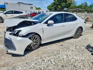 TOYOTA CAMRY XLE