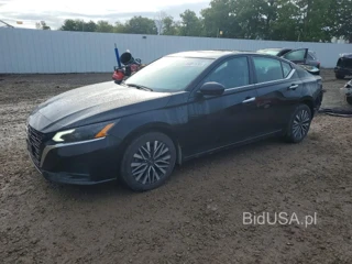NISSAN ALTIMA SV