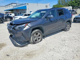 TOYOTA RAV4 XLE