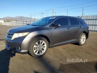 TOYOTA VENZA LE