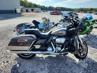 HARLEY-DAVIDSON FLTRK
