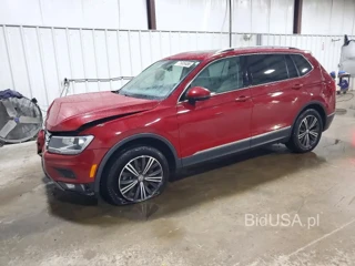 VOLKSWAGEN TIGUAN SE