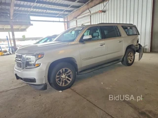CHEVROLET SUBURBAN C1500 LT