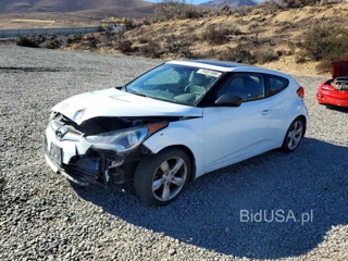 HYUNDAI VELOSTER BASE