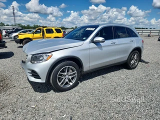 MERCEDES-BENZ GLC 300