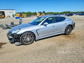 PORSCHE PANAMERA 2