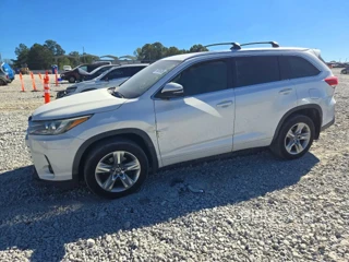 TOYOTA HIGHLANDER LIMITED