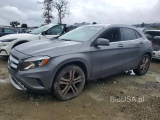 MERCEDES-BENZ GLA 250 4MATIC