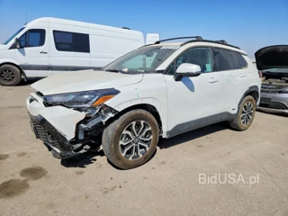 TOYOTA COROLLA CROSS HYBRID SE