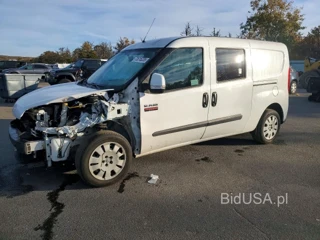 RAM PROMASTER CITY SLT