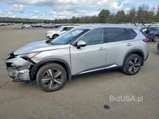 NISSAN ROGUE PLATINUM