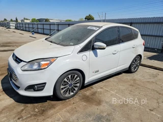 FORD C-MAX TITANIUM