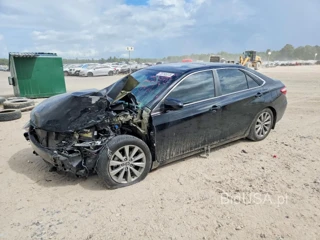 TOYOTA CAMRY XLE