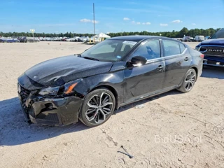 NISSAN ALTIMA SR