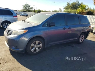 TOYOTA SIENNA L 7-PASSENGER
