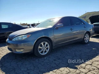 TOYOTA CAMRY XLE V6