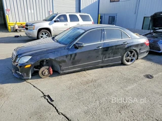MERCEDES-BENZ E 550