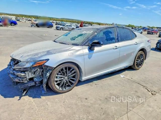 TOYOTA CAMRY XSE