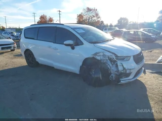 CHRYSLER CHRYSLER PACIFICA TOURING L AWD