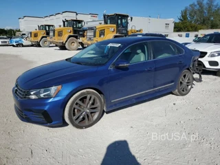 VOLKSWAGEN PASSAT S