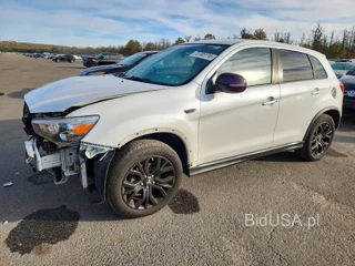 MITSUBISHI OUTLANDER SPORT ES